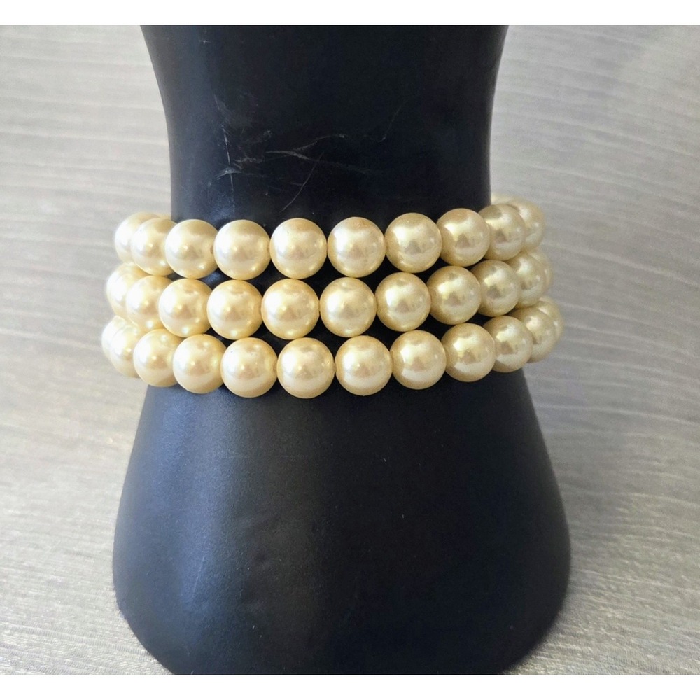 Vintage Liz Claiborne LCI Faux Pearl Triple Strand Bracelet Gold Tone Clasp 7.5"